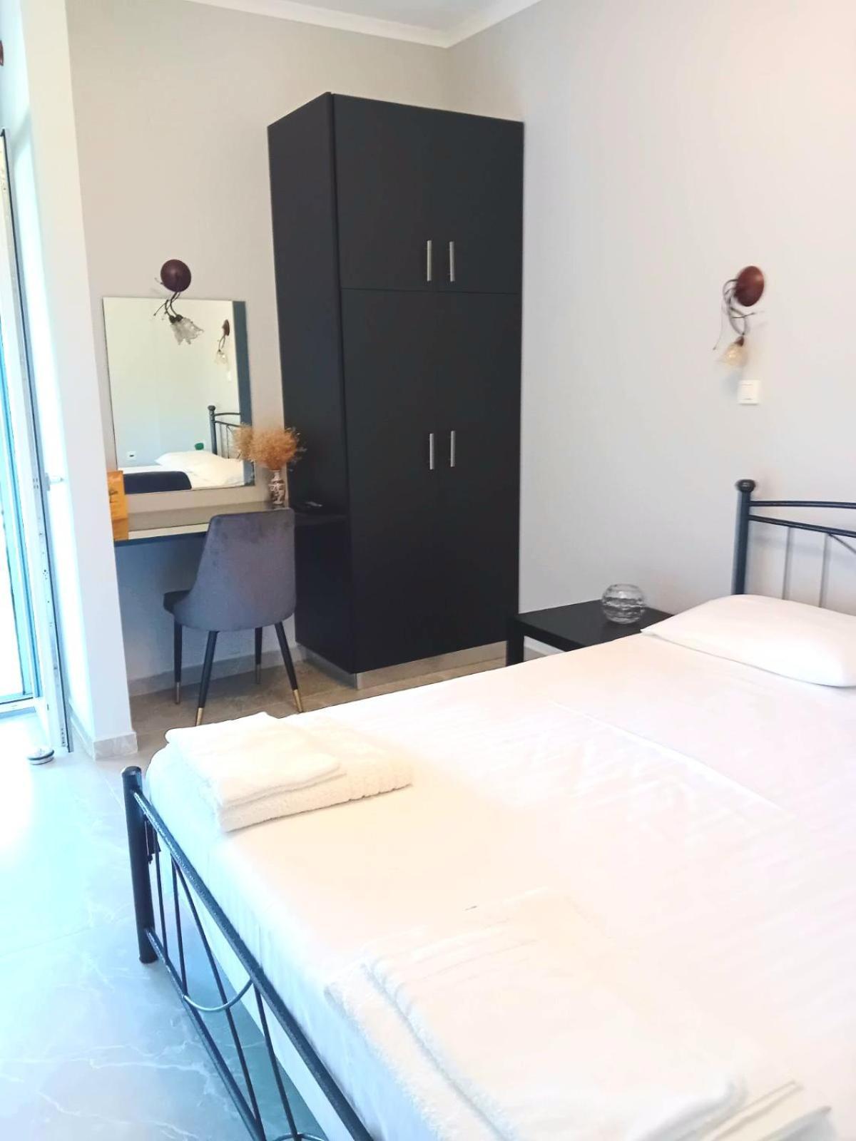 Eleni'S Studios Kateleios Dış mekan fotoğraf